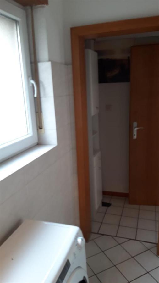 2 Zimmer Wohnungen K&K Unterkunft. Gbr Duisburg Ngoại thất bức ảnh